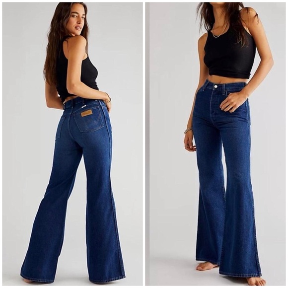 Wrangler Denim - NWT Wrangler wanderer high rise flare jeans 28x34